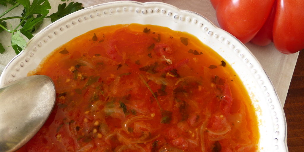 Soupe-tomate-les-causeries-culinaires-recettes-ancetres-boutique-cours-cuisine-histoire Soupe-tomate-les-causeries-culinaires-recettes-ancetres-boutique-cours-cuisine-histoire