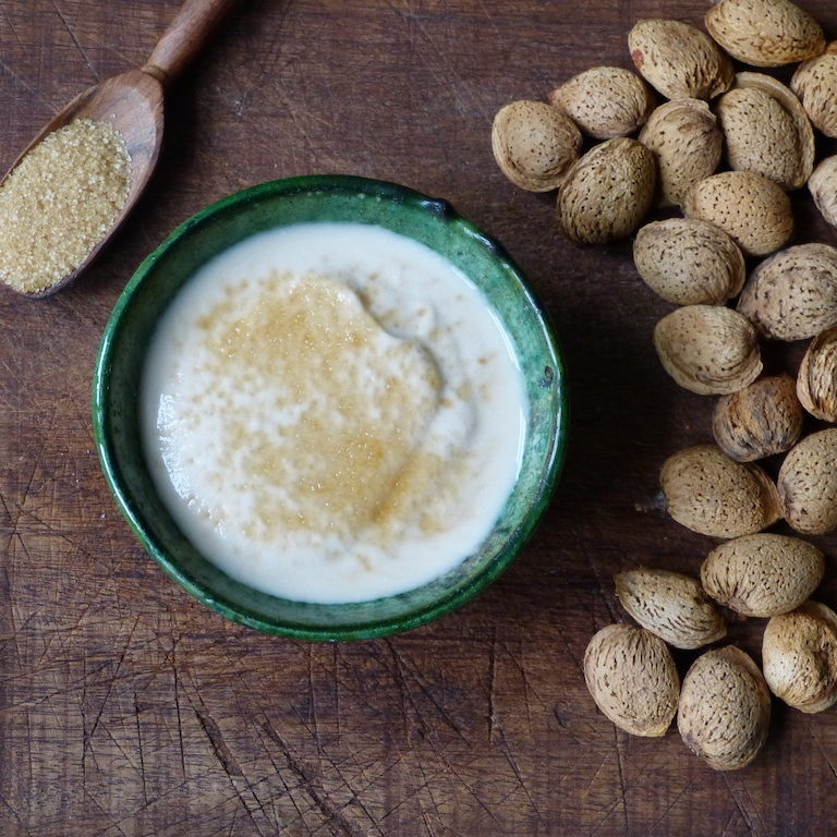 Creme-amandes-recette-medievale-les-causeries-culinaires-recette-fait-maison-boutique-saveur-histoire Creme-amandes-recette-medievale-les-causeries-culinaires-recette-fait-maison-boutique-saveur-histoire