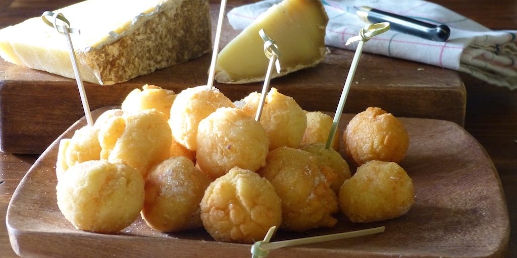 Boulettes-fromage-les-causeries-culinaires-recette-fait-maison-boutique-saveur-histoire Recette faites d'après le texte d'archive