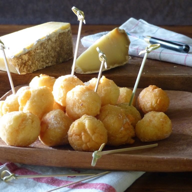 Boulettes-fromage-les-causeries-culinaires-recette-fait-maison-boutique-saveur-histoire Recette faites d'après le texte d'archive