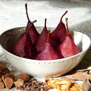Photo de la recette médiévale des poires à la gelée de vin
