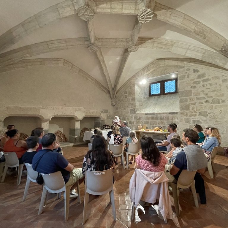 Challenge-Nérac-Les-causeries-culinaires-recettes-histoire-cuisine Animation qui s'est déroulé dans la cuisine du château
